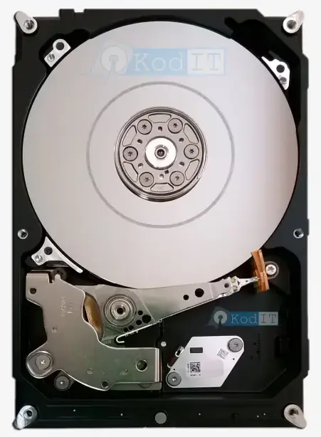 Otwarty dysk 3.5" z zapiłowaną powierzchnią magnetyczną